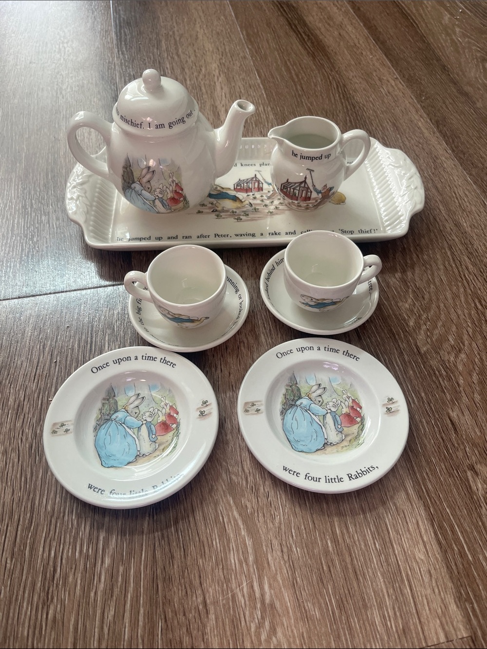 Vintage Wedgwood Peter Rabbit Porcelain Tea Set